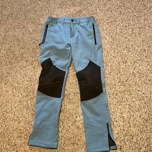 Waterproof snowpants